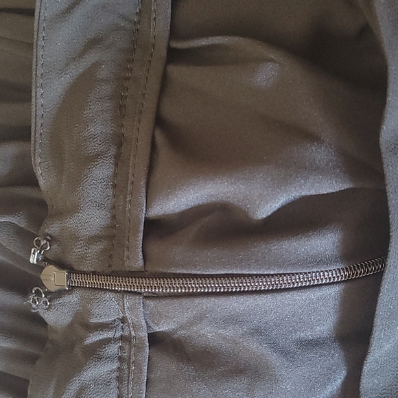 Chiffon mini skirt - Picture 3 of 4